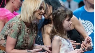 Λουκία Κασαμάκη | Η 11χρονη με οπτική αναπηρία που δίνει μαθήματα ζωής