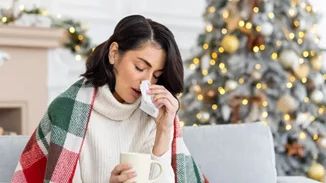 Κόλλησες γρίπη; Σε πόσο χρόνο θα εμφανίσεις συμπτώματα | 10 σημάδια που δείχνουν ότι την "άρπαξες"