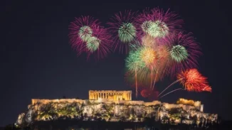 Ο απόλυτος οδηγός για τα Χριστούγεννα 2024 και την Πρωτοχρονιά στην Αθήνα