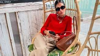 Η Σοφία Καρβέλα μας δίνει τα απαραίτητα μαθήματα layering για τις κρύες μέρες του χειμώνα