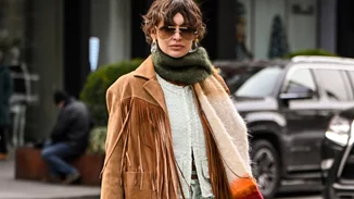 Αυτά τα stylish looks θα σε πείσουν να φορέσεις κρόσσια