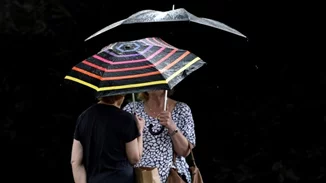 Συνεχίζεται η αστάθεια του καιρού με βροχές και σποραδικές καταιγίδες - Εως 27 βαθμούς ο υδράργυρος