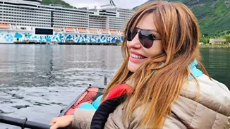 "Άλλοι με μαγιό κι άλλοι με παλτό" | Η Βίκυ Χατζηβασιλείου στη Νορβηγία για διακοπές