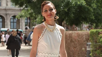 Πώς θα δημιουργήσεις τα πιο κομψά βραδινά looks στο νησί