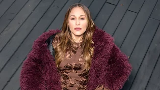 Η Πηνελόπη Αναστασοπούλου προτείνει τέσσερα στιλιστικά hacks για να υιοθετήσεις τις top τάσεις της μόδας