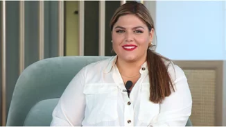 Η Δανάη Μπάρκα φόρεσε τα μποτάκια της σεζόν | 5 προτάσεις για να υιοθετήσεις την τάση