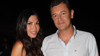 Αντώνης Σρόιτερ | Παίζει μπάσκετ με την κόρη του, στον κήπο του σπιτιού τους