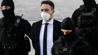 Αποκάλυψη-βόμβα από τον πατέρα της Καρολάιν | Ο Μπάμπης Αναγνωστόπουλος την σκότωσε γιατί o ίδιος έκανε εμπόριο ναρκωτικών