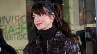 Macro Bangs | Η νέα τάση στις αφέλειες δείχνει απόλυτα σύγχρονη και κολακεύει όλα τα πρόσωπα