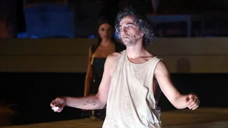 5 απόψεις για τις γυναίκες και το σώμα τους εξίσου παρανοϊκές με αυτές του Άρη Σερβετάλη