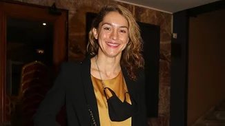 Σε άλλα νέα, η Γιούλικα Σκαφιδά υιοθέτησε μία γάτα την οποία ονόμασε Τούνη