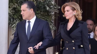 Άδωνις Γεωργιάδης | Το δώρο και το σημείωμα που βρήκε στο γραφείο του από την Ευγενία