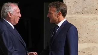 Εμανουέλ Μακρόν | Θα δεχθεί σήμερα τον Φρ. Μπαϊρού για να λάβει την παραίτηση της κυβέρνησής του