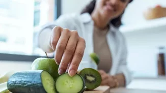 10 τροφές που σε ενυδατώνουν καλύτερα και από νερό