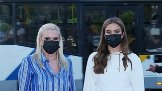Η Μαρία Σάκκαρη μαζί με τη μητέρα της Αγγελική Κανελλοπούλου στην επίδειξη του οίκου Dior στο Καλλιμάρμαρο