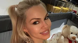 "Μην ακούτε τίποτα" | Η συμβουλή της Βίκυς Κάβουρα για μητέρες μετά από καισαρική