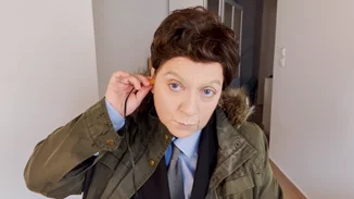 Η Σοφία Μουτίδου ντύθηκε Αλέξης Κούγιας και έστειλε δυνατό μήνυμα