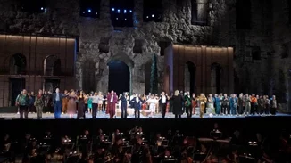 Με έναν αιχμηρό "Rigoletto" επέστρεψε η όπερα στο Ηρώδειο, έπειτα από τρία χρόνια