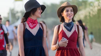 Βρήκαμε τα πιο cool πέδιλα για τις συναυλίες του καλοκαιριού