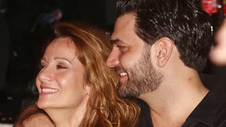 Δέσποινα Ολυμπίου | Η σπάνια φωτογραφία με σύντροφό της και τον γιο τους