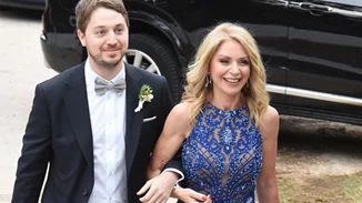 Χτενίσματα για τη μαμά της νύφης και του γαμπρού | 7 ιδέες από τις πιο κομψές Ελληνίδες celebrity μαμάδες