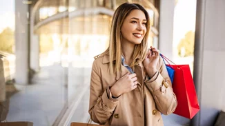 Οι 3 τάσεις της μόδας που αξίζει σίγουρα να υιοθετήσεις φέτος την άνοιξη