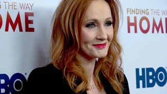 Eurovision 2022 | H J.K. Rowling τουίταρε για την εμφάνιση της Αμάντας