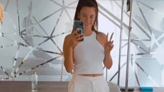 Χριστίνα Μπόμπα | Επιστροφή στο γυμναστήριο με total white αθλητικό look