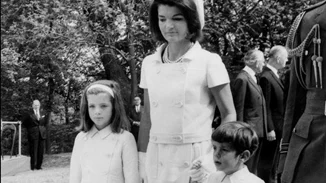 Jackie Kennedy, μια ζωή σαν μυθιστόρημα