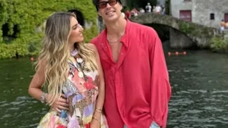 Αθηνά Οικονομάκου & Μπρούνο Τσερέλα | Με ταιριαστό καλοκαιρινό look στην Αθηναϊκή Ριβιέρα