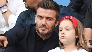Harper Beckham | Έγινε 13 ετών και η οικογένειά της τη γέμισε με ευχές και αγκαλιές