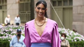 Τα πιο κομψά looks που μπορείς να κάνεις μ' ένα ζευγάρι mules