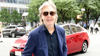 Ο σερ Πολ ΜακΚάρτνεϊ έγινε ο πρώτος δισεκατομμυριούχος μουσικός στο Ηνωμένο Βασίλειο