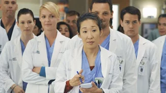 Shonda Rhimes | Ο λόγος για τον οποίο τα μεγαλοστελέχη του ABC δεν ήθελαν να προβληθεί το 'Grey's Anatomy'