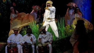 Ο σούπερ σταρ Bad Bunny επικεφαλής στο ημίχρονο του Super Bowl 2026