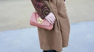 4 στιλάτοι τρόποι για να φορέσεις βερμούδα αυτήν την άνοιξη