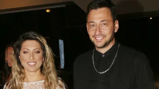 Λεάννα Μαρκόγλου - Πάνος Καλίδης | Στιγμιότυπα από το οικογενειακό τους σπίτι στη Γλυφάδα