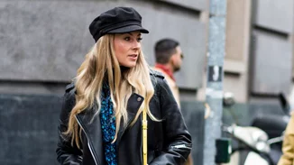 Ο πιο chic τρόπος για να φορέσεις τη midi φούστα αυτή την περίοδο