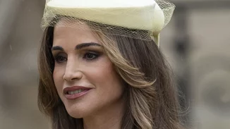 Βασίλισσα Ράνια | Ανακοίνωσε την εγκυμοσύνη της κόρης της