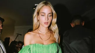 H φωτογραφία που θα βάλουμε στο ψυγείο μας | Η Δούκισσα Νομικού ποζάρει με crop top και τα λόγια είναι περιττά