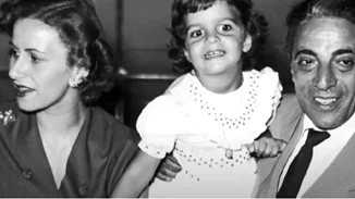 Η οικογένεια Ωνάση σε ένα ασπρόμαυρο καλοκαιρινό throwback στην θαλαμηγό "Χριστίνα"