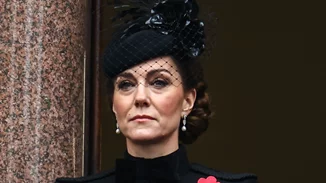 "Γιατί η Kate έχει γεράσει τόσο πολύ; Μήπως καπνίζει;"