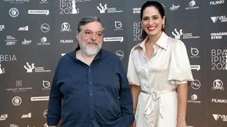 Δημήτρης Παπαδημητρίου – Βερόνικα Δαβάκη | Χέρι χέρι στα βραβεία Ίρις