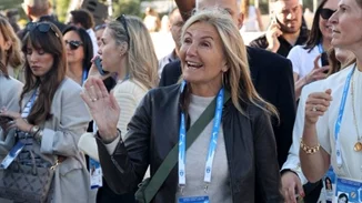 Μαρέβα Γκραμπόφσκι Μητσοτάκη | Η φωτογραφία με τα τρία της παιδιά και η εκπληκτική ομοιότητα με τα κορίτσια