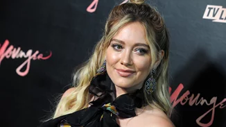 Γέννησε η Hilary Duff