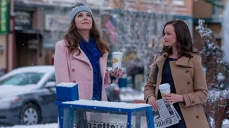 Top 10: Τα χριστουγεννιάτικα επεισόδια από τις αγαπημένες μας σειρές