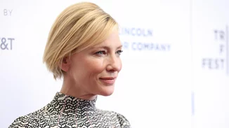 Βραβεία SAG | H Cate Blanchett εμφανίστηκε με την ανακυκλωμένη εκδοχή ενός φορέματος που είχε φορέσει δυο ακόμα φορές σε κόκκινο χαλί