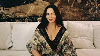 Η Ζενεβιέβ Μαζαρί ποζάρει με τον πλαστικό χειρουργό της | Ετοιμάζεται για το καλοκαίρι