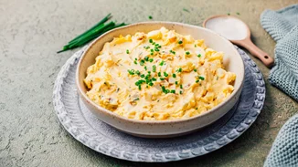 Καλοκαιρινή αυγοσαλάτα- Η συνταγή για το τέλειο πρωτεϊνικό σνακ