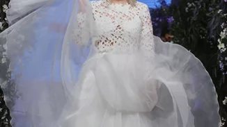 Παντρεύεται γνωστή Ελληνίδα ηθοποιός και κόρη πολιτικού